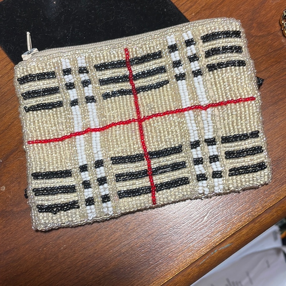 Plaid coin purse with Burberry type plaid